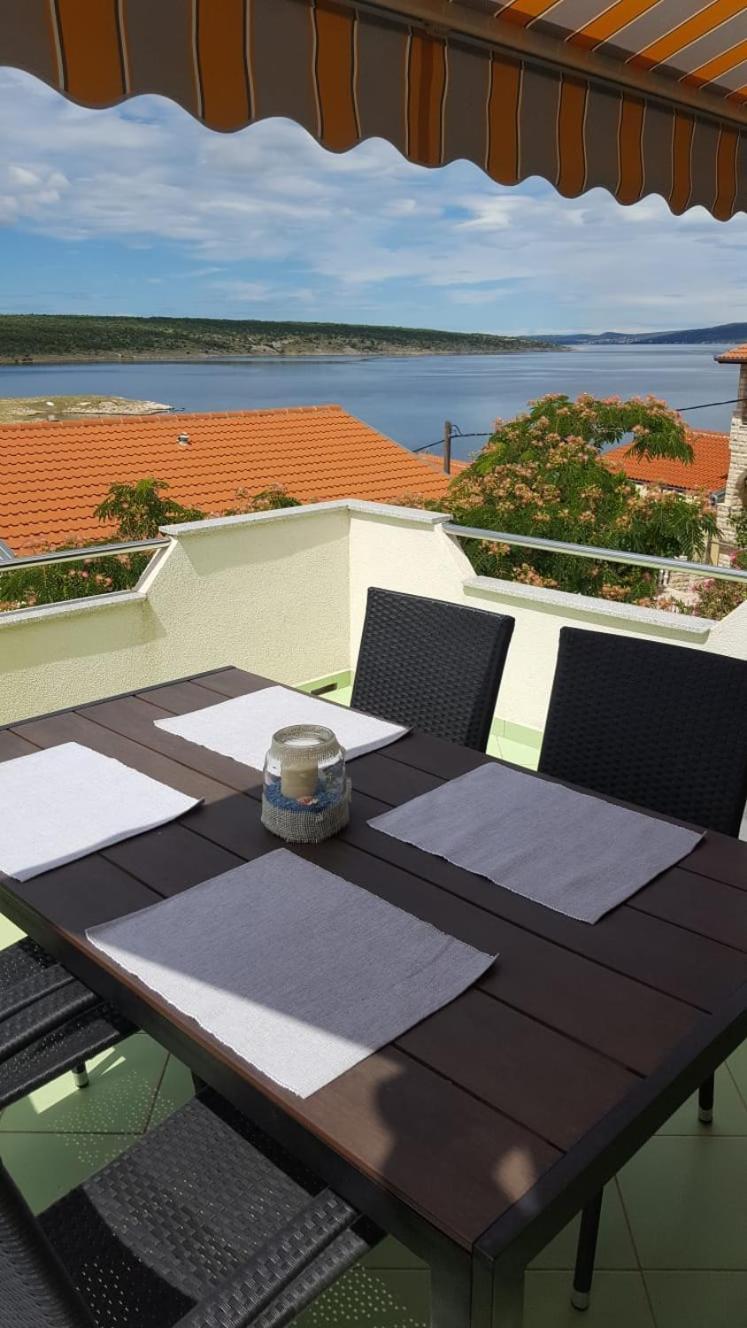 Apartmani Ana - Meka Draga Obrovac Exteriör bild