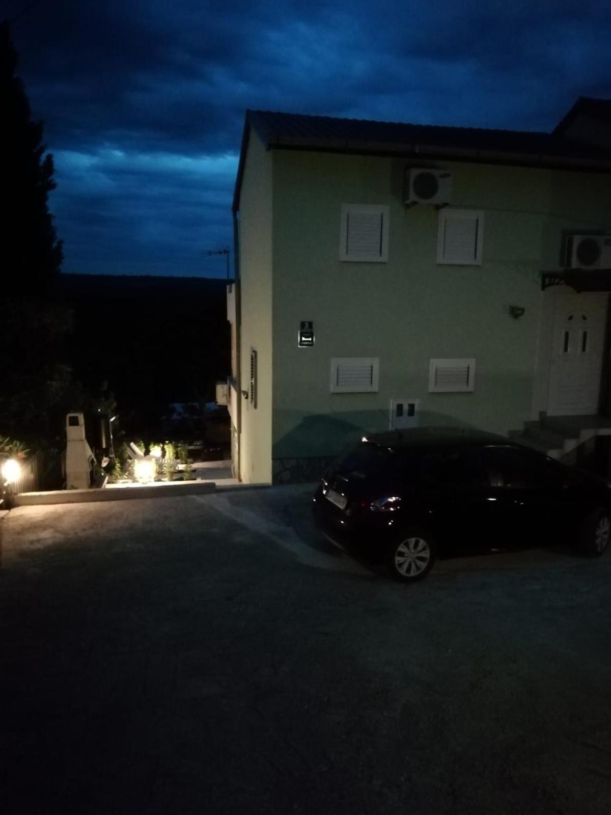 Apartmani Ana - Meka Draga Obrovac Exteriör bild