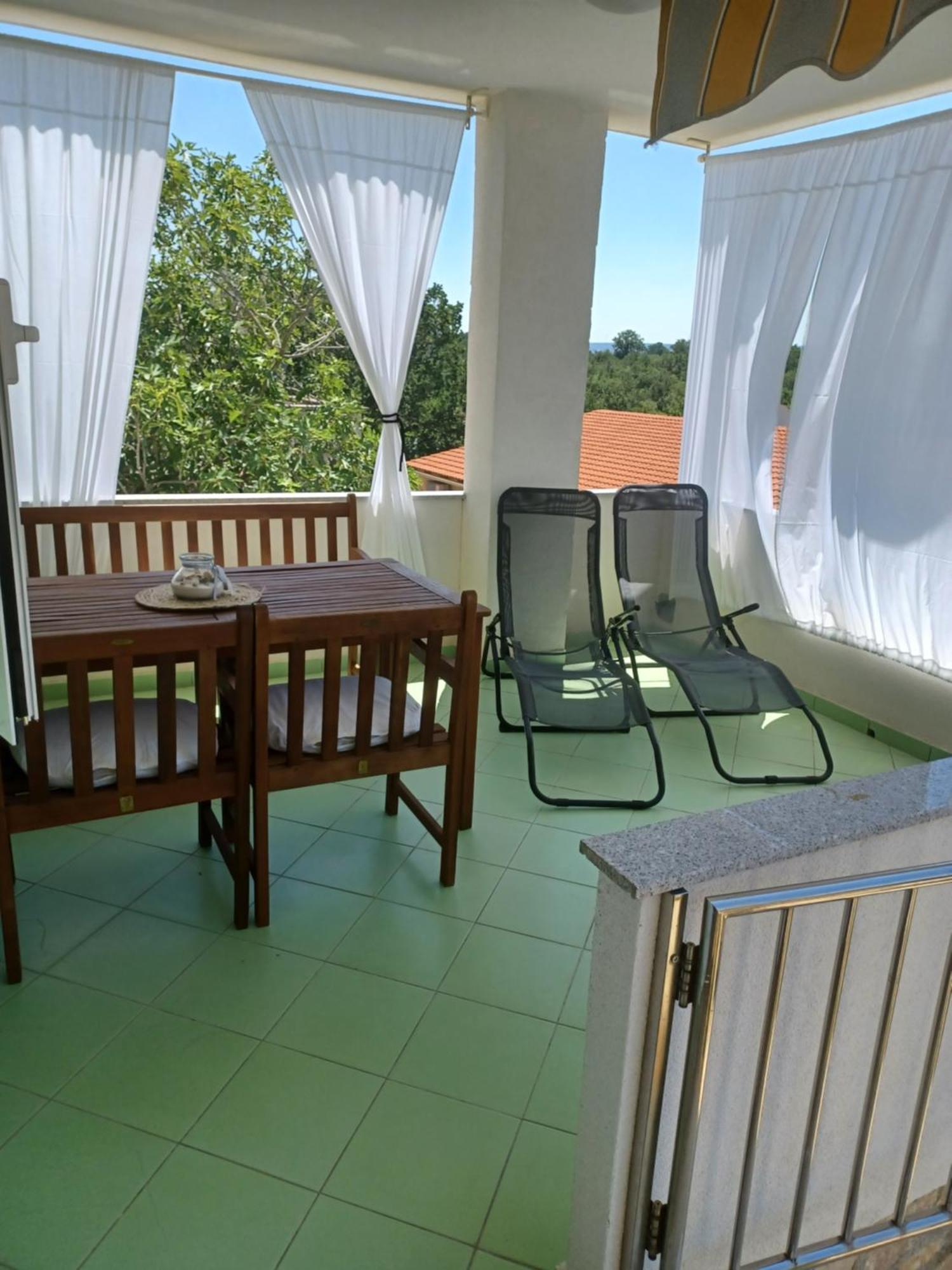 Apartmani Ana - Meka Draga Obrovac Exteriör bild